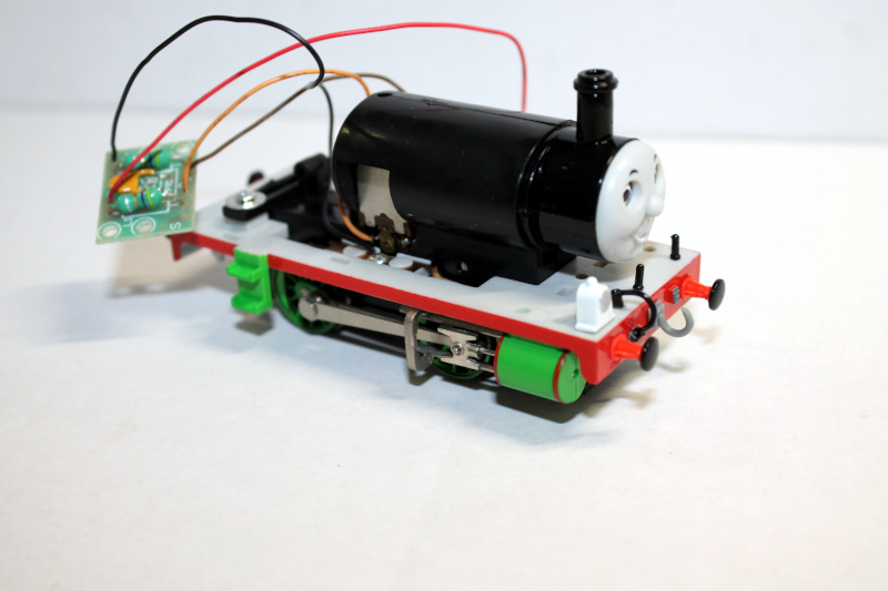 Complete Loco Chassis w/ Face plate ( HO Percy )